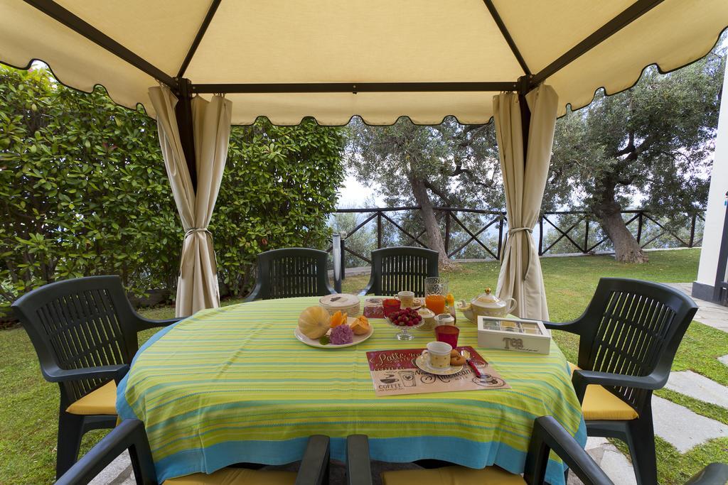 Villa Degli Ulivi B&B ฟีนาเลลีกูเร ภายนอก รูปภาพ