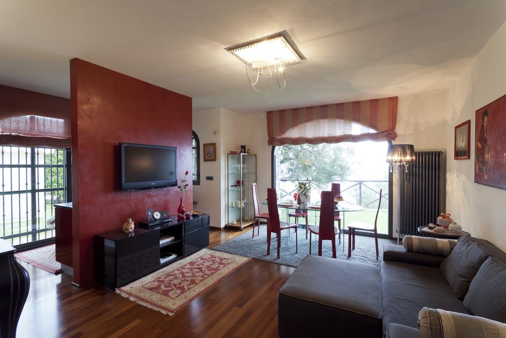Villa Degli Ulivi B&B ฟีนาเลลีกูเร ภายนอก รูปภาพ